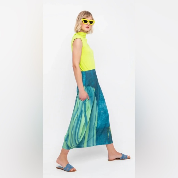 NWT OZAI N KU RACQUET
TANK TOP, LIME - Picture 7 of 13